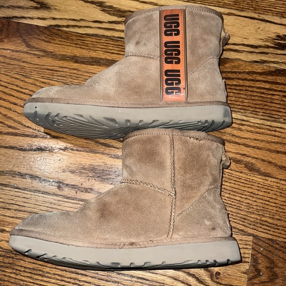 Ugg Womens Classic Mini Side Logo II Suede in Chestnut brown size 7 AUTHENTIC - Picture 8 of 11